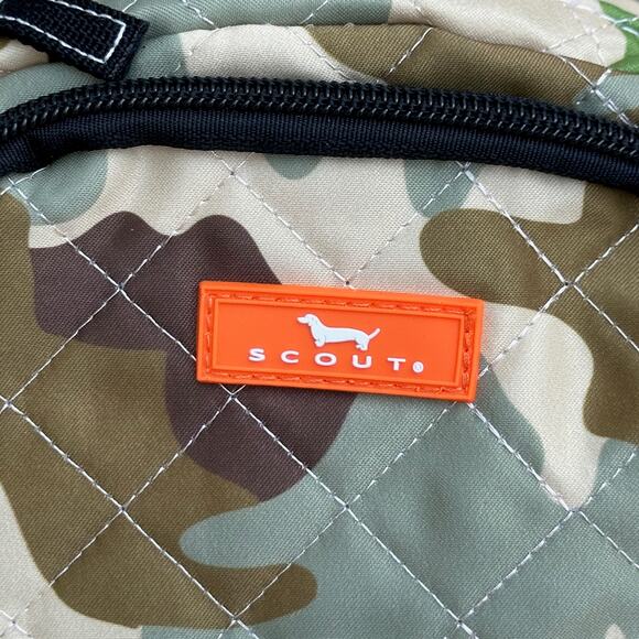 Scout The Micromanager Crossbody Bag Happy Glamper Camouflage Zipper Handbag New - Picture 7 of 11